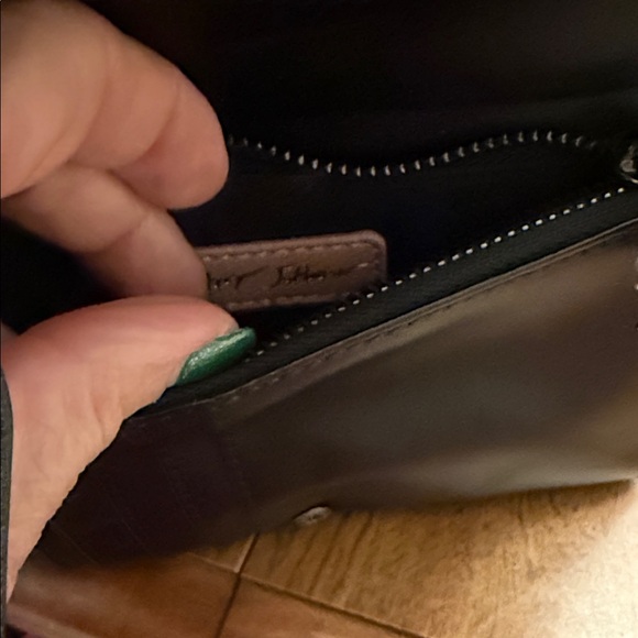 Betsy Johnson Pink 'Runway to Rendezvous' Floral Wristlet Wallet NWT - Picture 6 of 9